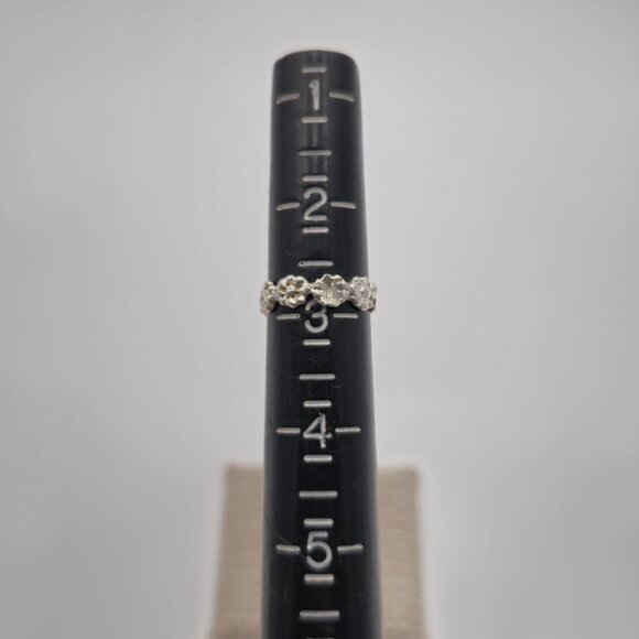 Size 2.75 Sterling Silver Dainty Flower Band Ring A3345 - Picture 5 of 7